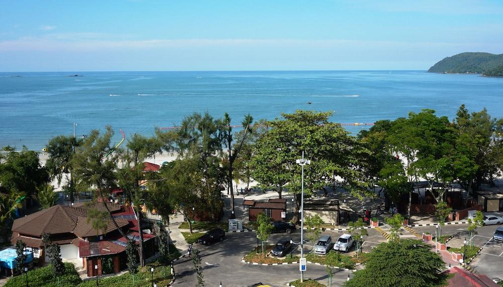 Langgura Baron Resort Pantai Cenang  Esterno foto